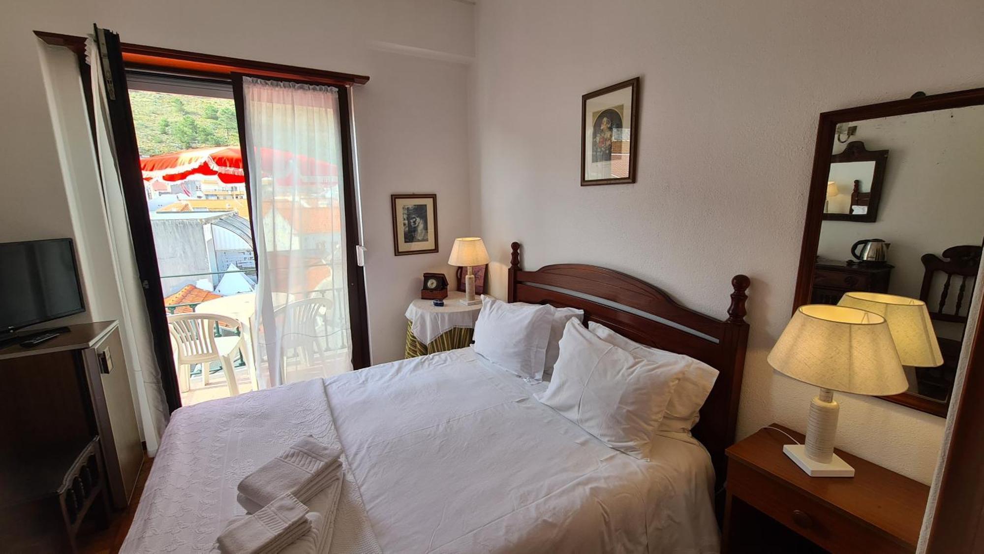 Solar Dos Carvalhos - Apartamentos De Turismo นาซาเร ภายนอก รูปภาพ